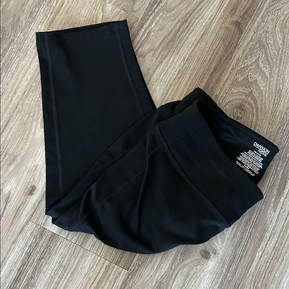 Danskin Now Fitted Black Exercise Capri Leggings Size 12/14